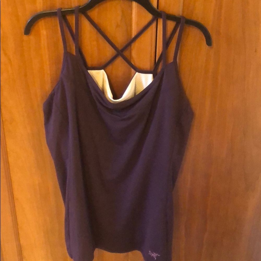 Like New Condition- Arc’Teryx Tank